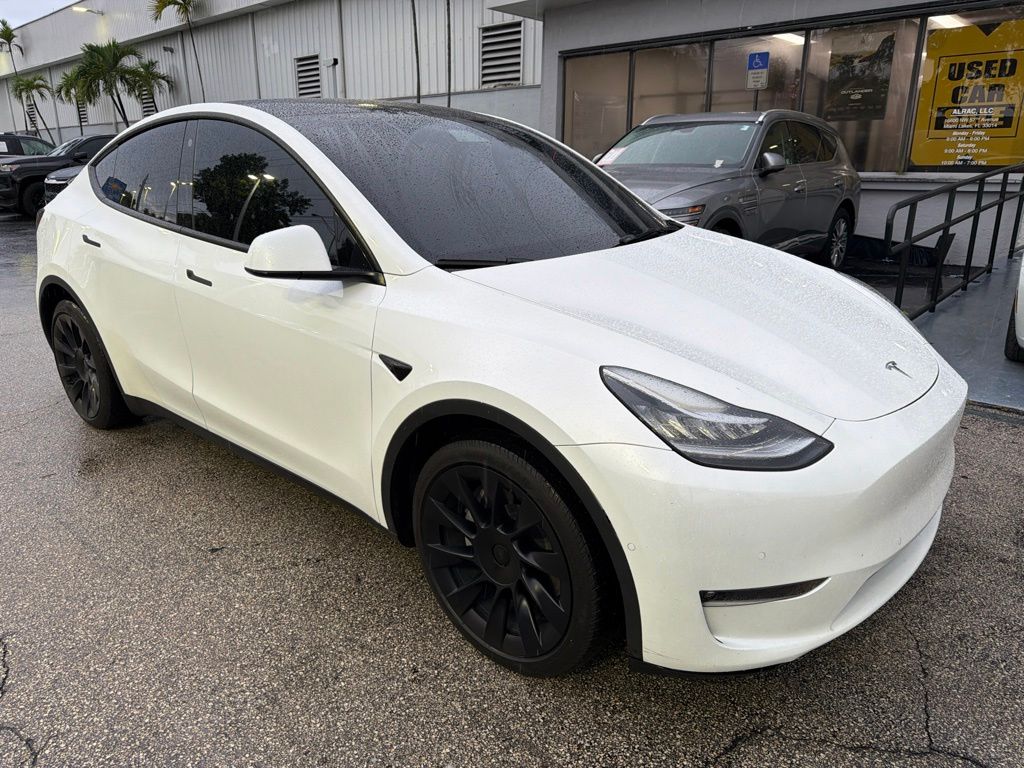 tesla model y 2022 7SAYGDEE2NF426522 image tesla model y 2022 7SAYGDEE2NF426522 image